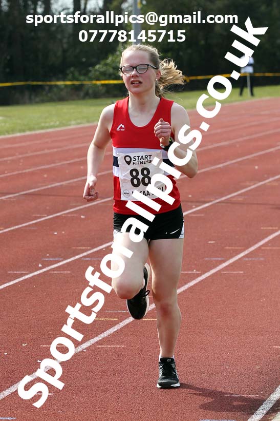 3000 metres, 2021 NECAA Open Graded Meeting, Morpeth. Photo: David T. Hewitson/Sports for All Pics